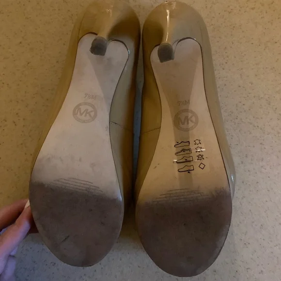 michael kors yasmine platform nude heels size 7 1/2 - Picture 4 of 5